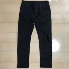 黒デニムジーンズ スリムフィット