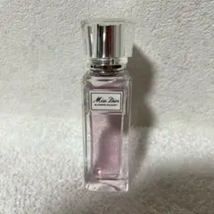 Miss Dior ROSE N' ROSES ローラーパール 20ml