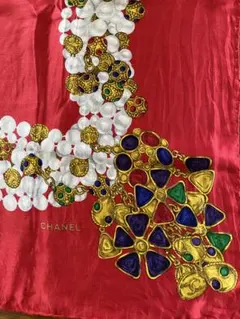 お値下げ●CHANEL パール&ジュエル柄　シルクスカーフ 赤 大判　シャネル