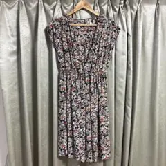 ロイスクレヨン　花柄 半袖カットソーワンピース