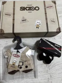 スキズ SKZOO ジニレット ヒョンジン skz x 衣装 公式 服 探偵