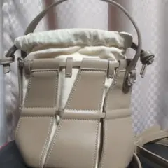 Item thumbnail for item 7a8b2774-88f2-4e6e-a22a-dedf6eb00287