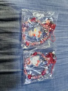 サンリオ キラキラビーズガチャ キティ 2点セット