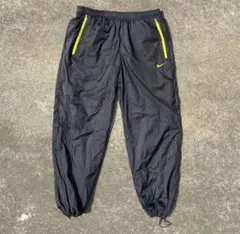 90's 黒タグ NIKEナイキ ナイロンパンツトラックパンツヴィンテージy2k 90's 黒タグ NIKEナイキ ナイロンパンツトラックパンツヴィンテージy2k