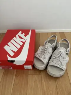 nike エアマックス　ココ　ベージュ　23
