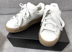 美品 PUMA FENTY CREEPER PHATTY ホワイトのサムネイル