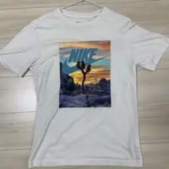 【即購入OK】Nike グラフィックプリント Tシャツ ホワイト