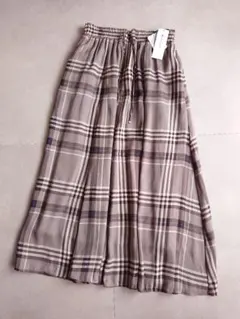 未使用GLOBAL WORKシャイニーリラックスフレアスカート