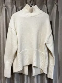 ADAM ET ROPE' アダムエロペ タートルバックスリットニット