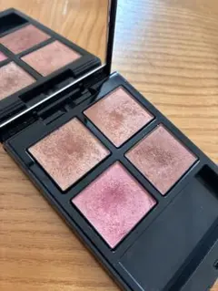 アディクション　ザアイシャドウパレットMarriage Vow 003