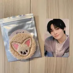 StrayKids スキズ 5clock 缶バッチ フォクシニー　アイエン