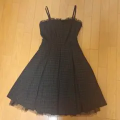 ストラップドレス