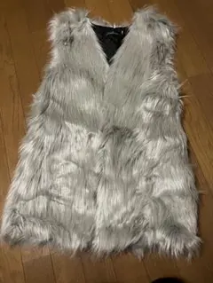 シルバー フェイクファーベスト　M