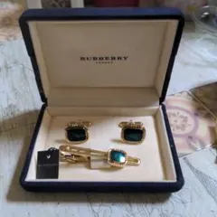 BURBERRY カフスボタン&ネクタイピンセット
