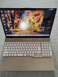 ☆すぐ使える☆希少なシャンパンゴールド☆　富士通ノートPC