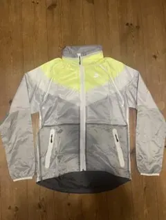 NIKE ナイキ　ウインドブレーカー