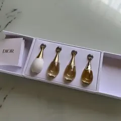DIOR J'ADORE ミニチュア コフレ セット - メルカリ