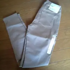 新品 ユニクロ  サイズS  ストレッチレギンスパンツ