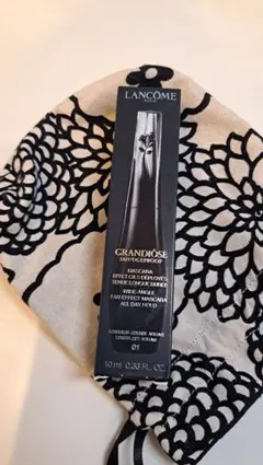 Item thumbnail for item d5f5ea5d-ec9b-435d-a8cb-fbeab2496d20