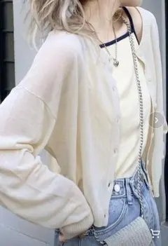 mily bilet 透け感　ショート丈　カーディガン　アイボリー