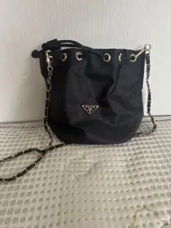 PRADA ナイロン 巾着 チェーン ショルダーバッグのサムネイル