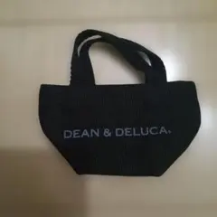 [新品]DEAN & DELUCA ブラックミニポーチ