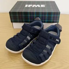 Item thumbnail for item b159465c-db7e-443e-ad07-8fd355a3e130