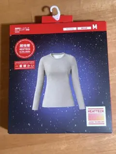 ユニクロ　超極暖ヒートテッククルーネックT