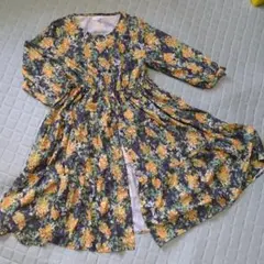 値下げ　150　エニファム　フレアワンピース　カーデ