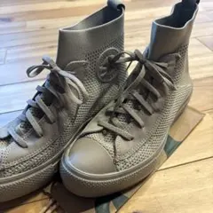 コンバース ハイカットスニーカー