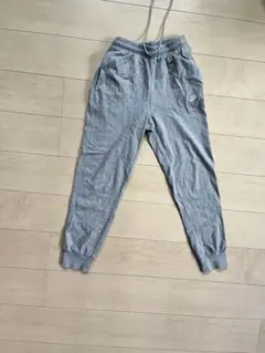 Nike グレー ジョガーパンツ