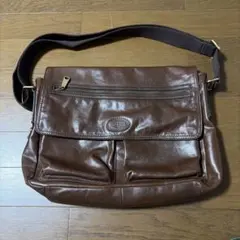 FOSSIL フォッシル レザー メッセンジャーバッグ ショルダーバッグのサムネイル