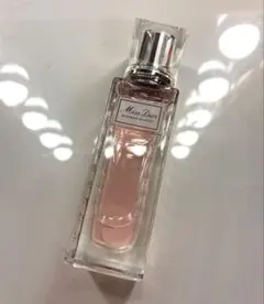 Dior 20ml ミスディオール ブルーミング ブーケ ローラー パール　香水