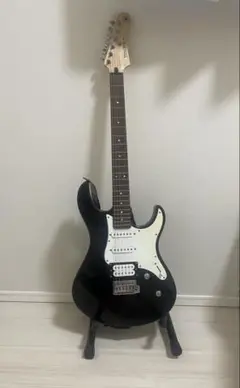 美品 YAMAHA Pacifica112V 黒 Yamaha PAC112V Black Pacifica Electric Guitar