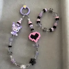 ハンドメイド　紫と黒のキャラクターストラップとブレスレットセット