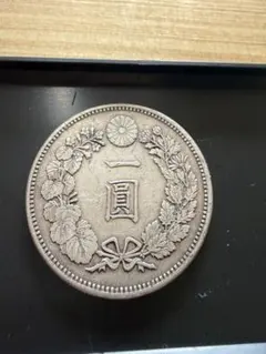 明治19年 一圓銀貨 大型 - メルカリ
