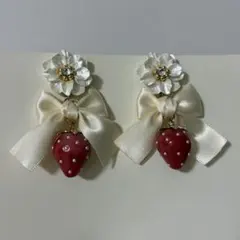 ♡ハンドメイド♡ビジューピアスorイヤリング№622 - メルカリ