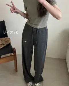 新品!Alo Yoga パンツ グレー スウェット - メルカリ