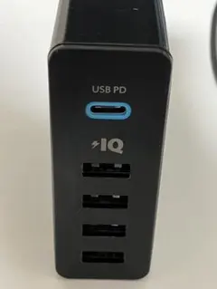 Anker PowerPort+ 5 USB-C 急速充電器 A2053
