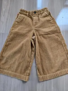 ユニクロ コーデュロイ ボトムス