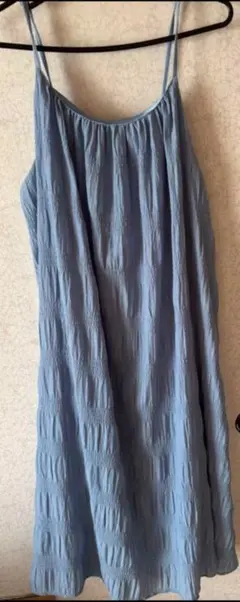 アースミュージックアンドエコロジー 綺麗なブルー色のキャミロングワンピース