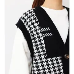 ロデオクラウンズ　ニットベスト