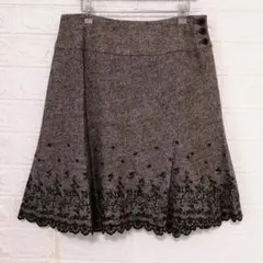 any SiS　裾刺繍 ウール混 スカート　3