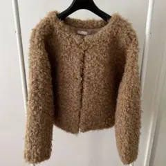 ふわふわ　モコモコ　ボアジャケット　ノーカラープードルコート　ブラウン　キャメル