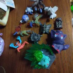 ポケモン　フィギュア　メタルコレクション