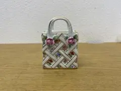 Item thumbnail for item 550bd638-c4c1-410f-aa22-77d78acd4090