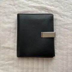 美品　PRADA プラダ　二つ折り　財布　シルバー金具　黒　レザー