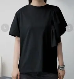 AZUL アシンメトリー パフスリーブ Tシャツ ブラックのサムネイル
