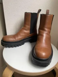 ZARA ブラウンレザー サイドゴアブーツ　24-24.5