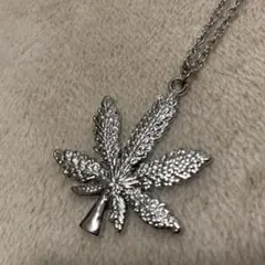送料無料◎新品　シルバー　マリファナ　ネックレス◎